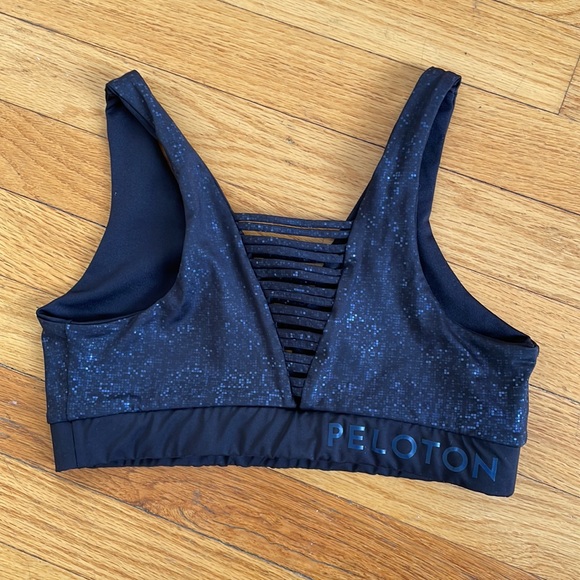 Peloton bra - Picture 5 of 6